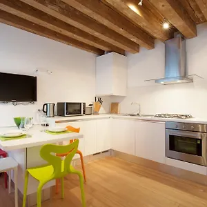 The Lion's House Apt3 Venise